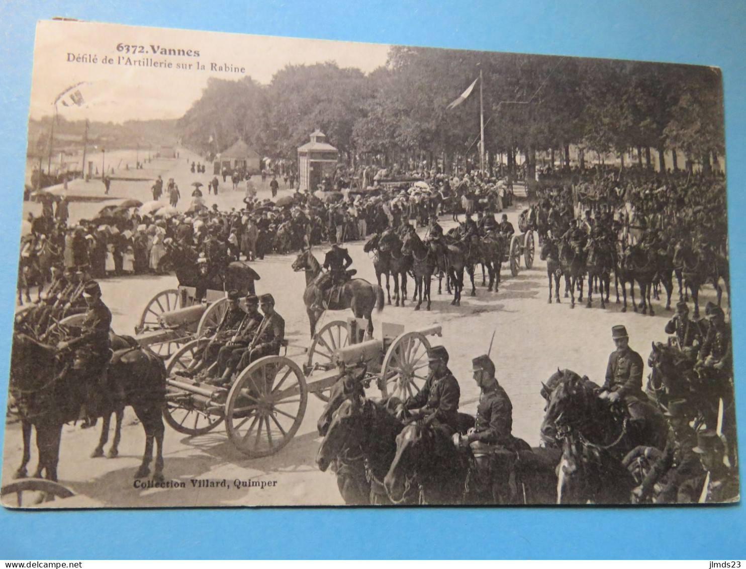 VANNES, MORBIHAN, DEFILE DE L'ARTILLERIE SUR LA RABINE, CPA - Vannes