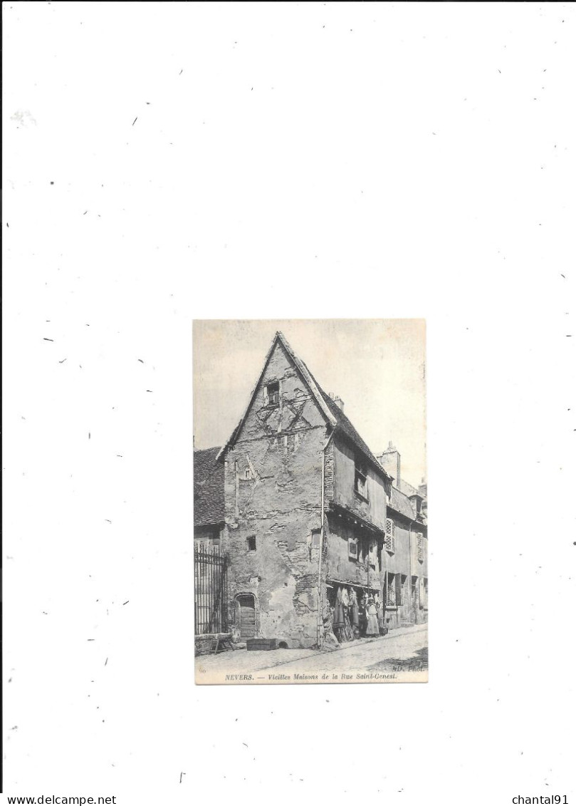 CARTE POSTALE 58 NEVERS VIEILLES MAISONS DE LA RUE SAINT GENEST - Nevers