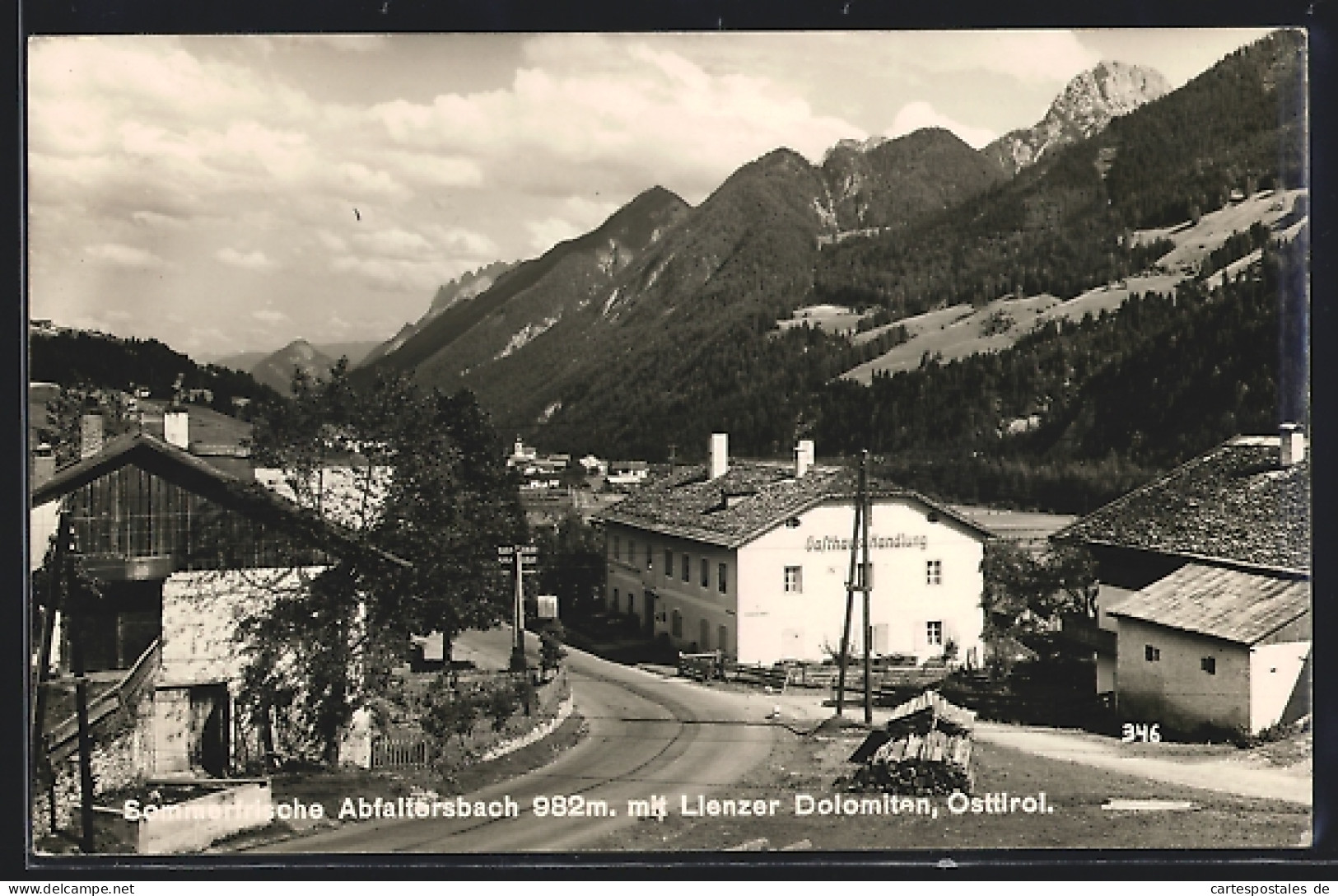 AK Abfaltersbach /Osttirol, Ortsansicht Mit Gasthaus Und Handlung Maria Mayrl, Gegen Die Lienzer Dolomiten  - Other & Unclassified