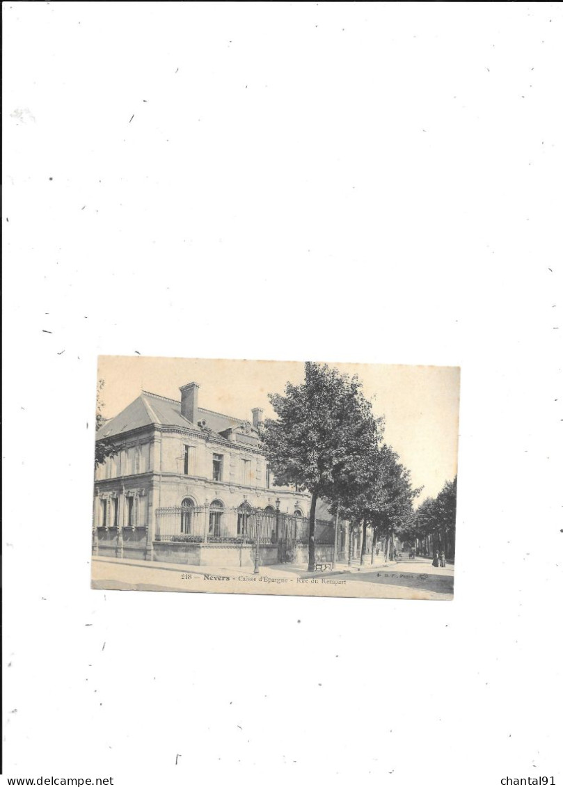 CARTE POSTALE 58 NEVERS CAISSE D'EPARGNE RUE DU REMPART - Nevers