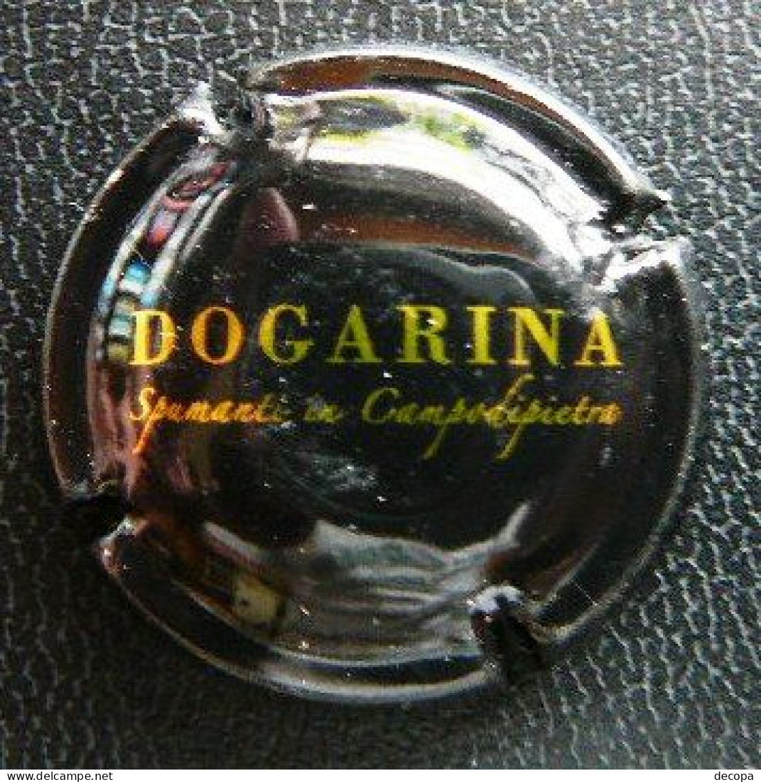(ds-024) CAPSULE  Spumanti In Campodipietra  Dogarina    Noir/or   Zwart/goud - Placas De Cava