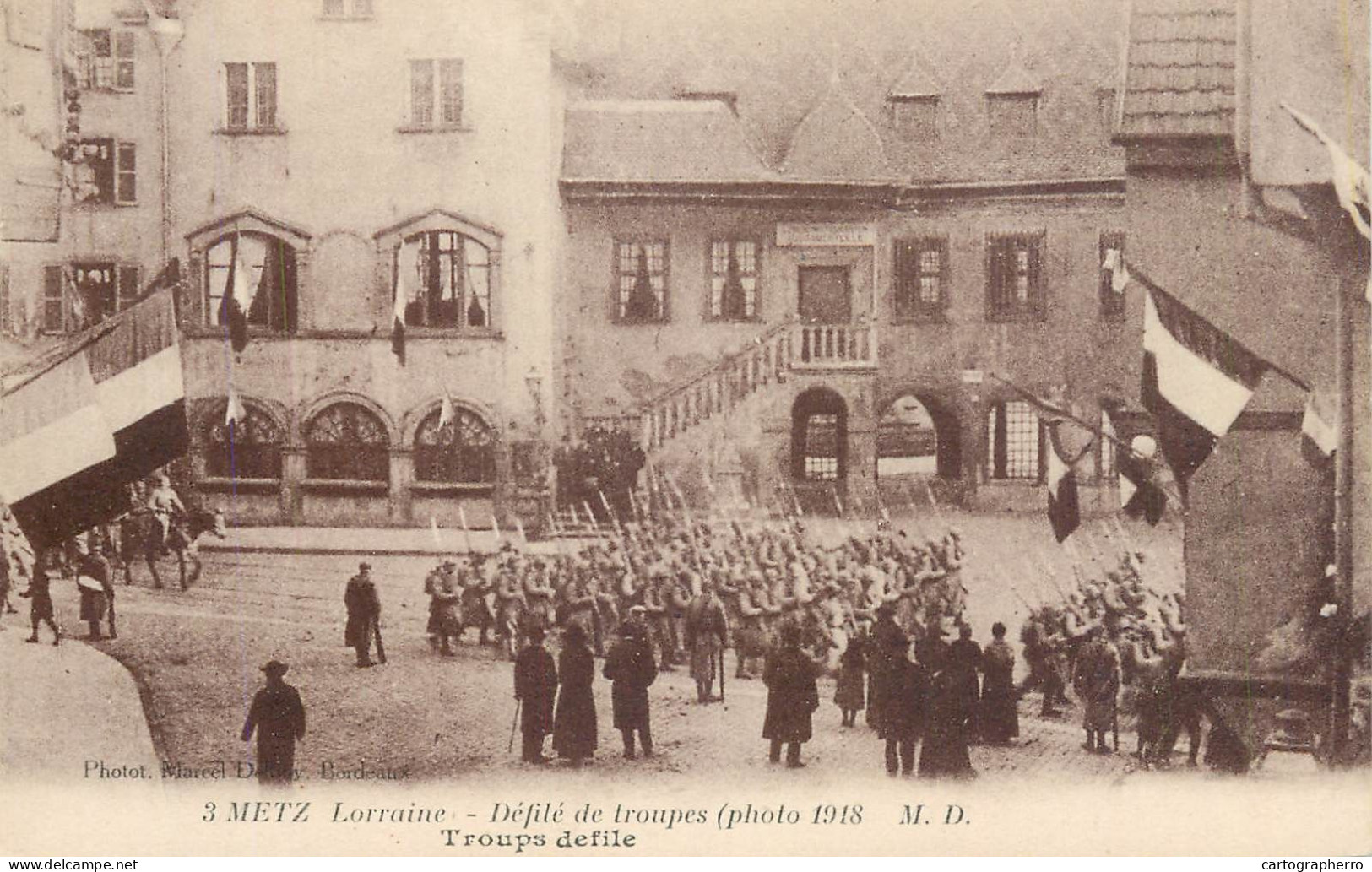 CPA France Metz Lorraine Defile De Troupes - Metz