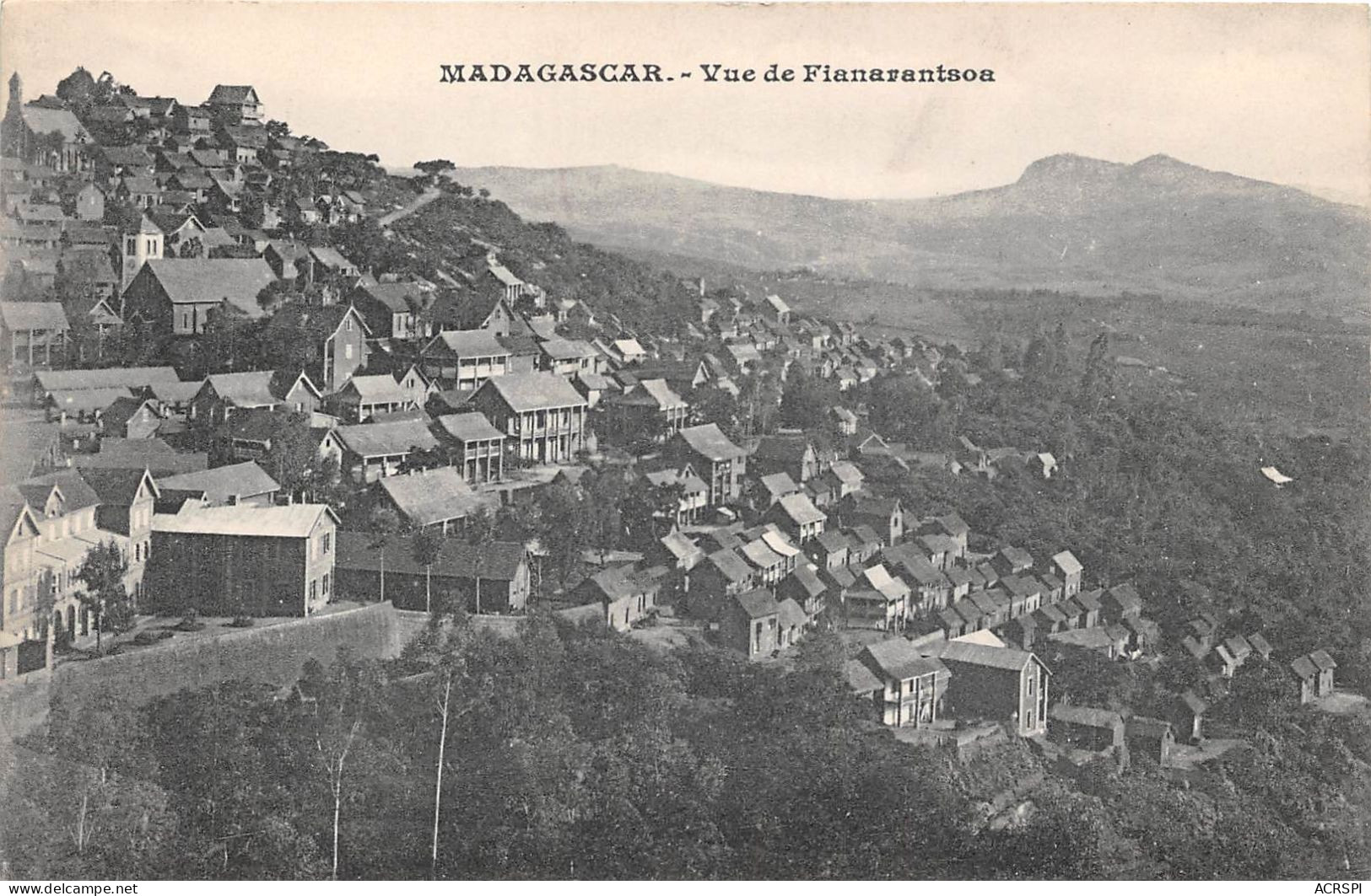 Madagascar Vue De Fianarantsoa  (scan Recto Verso ) Nono0036 - Madagascar