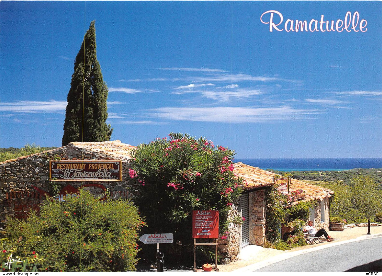 RAMATUELLE Une Rue Fleurie Du Village(SCAN RECTO VERSO)NONO0089 - Ramatuelle