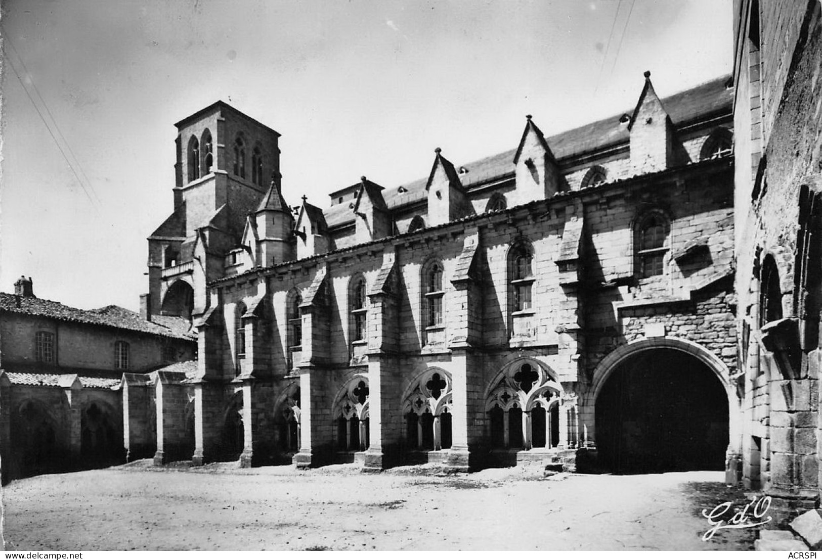 LA CHAISE DIEU Abbaye St Robert Le Cloitre 17 (scan Recto Verso)nono0113 - La Chaise Dieu