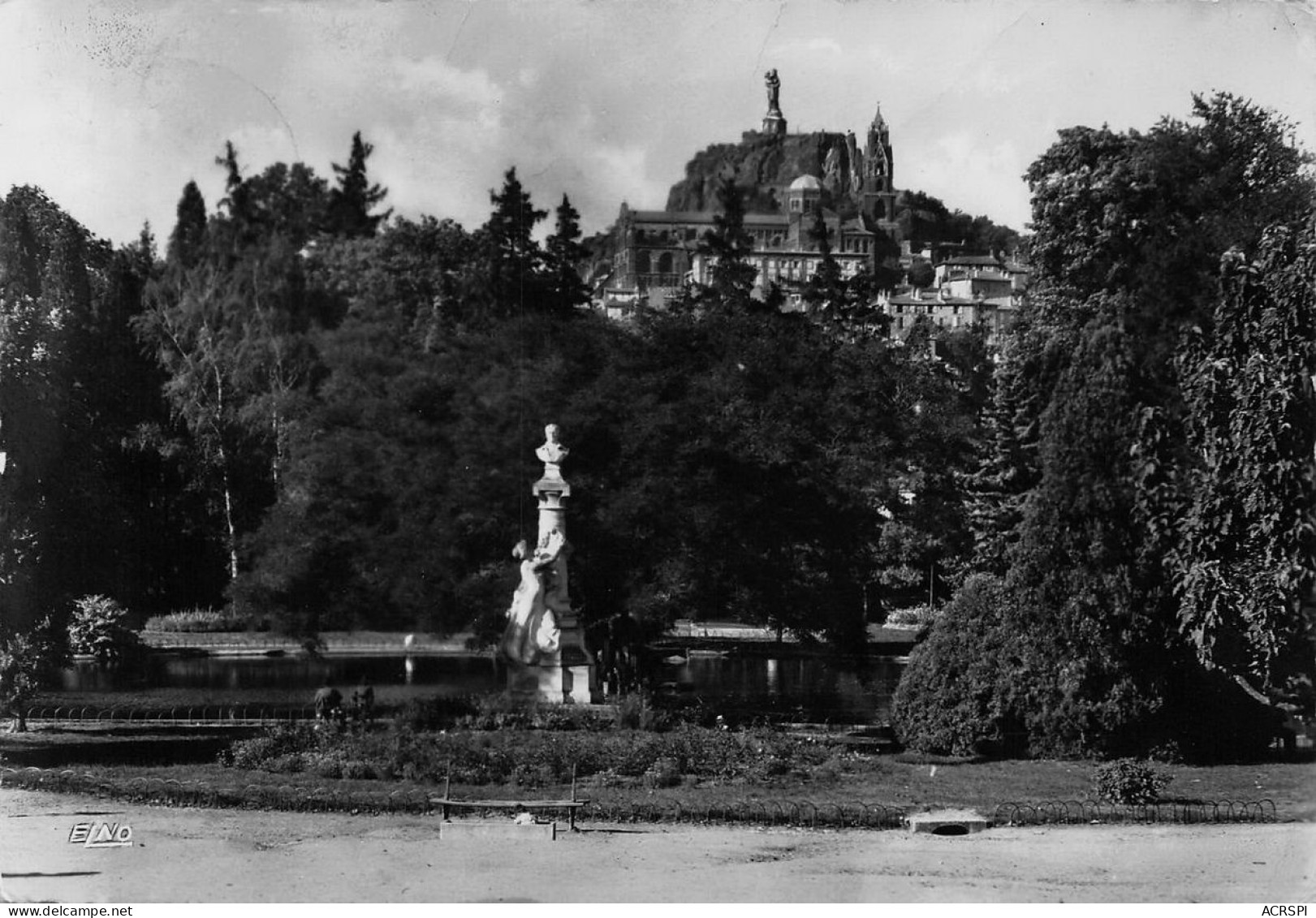 43 LE PUY EN VELAY  Vue Générale Jardin Henry VINAY  22 (scan Recto Verso)nono0112 - Le Puy En Velay