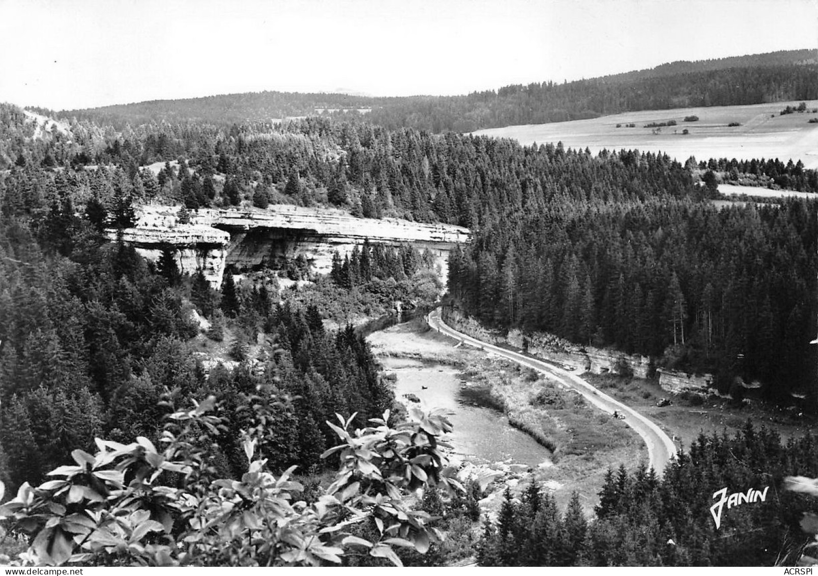 Route De MORTEAU à PONTARLIER    23 (scan Recto Verso)nono0111 - Pontarlier