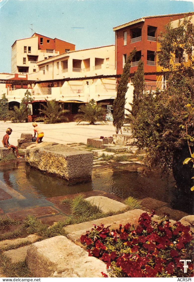 CAP D' AGDE Place De Port RICHELIEU  56 (scan Recto Verso)nono0108 - Agde