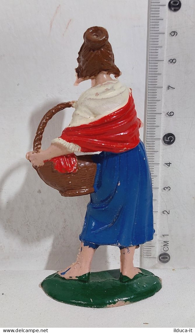 I117206 Pastorello Presepe - Statuina In Plastica - Donna Con Cesta - Nacimientos - Pesebres