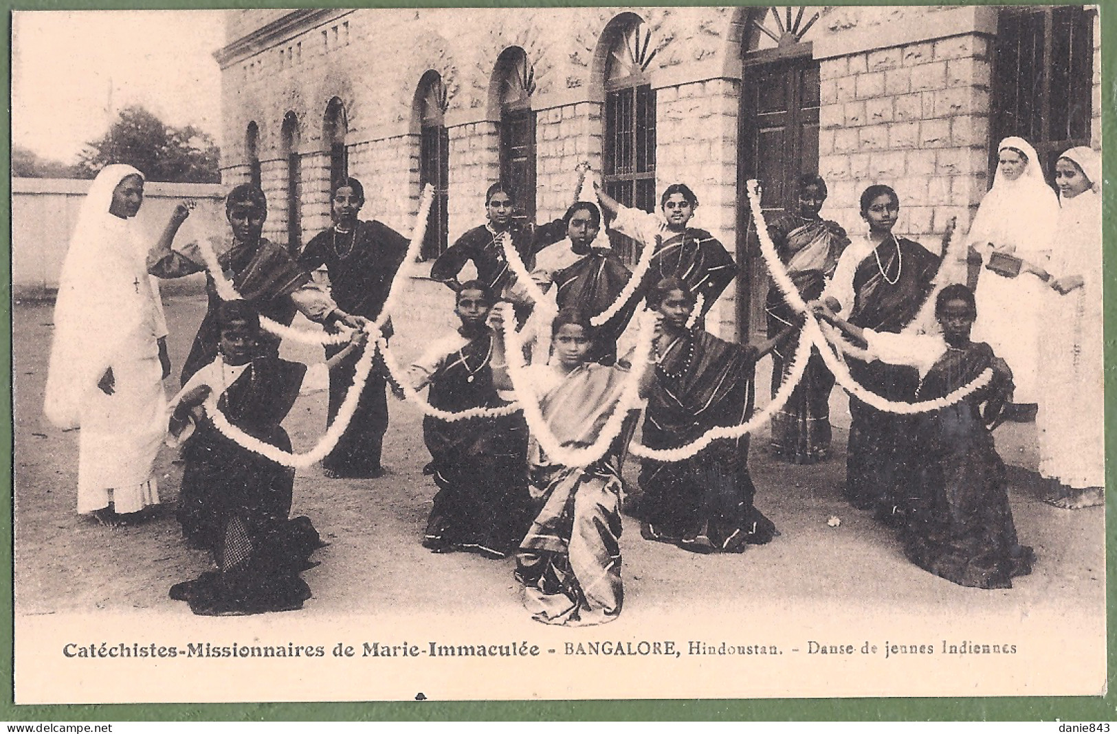 CPA - INDE - BANGALORE (Indoustan) - CATÉCHISTE-MISSIONAIRES DE MARIE IMMACULÉE - Animation, Danse De Jeunes Indiennes - India