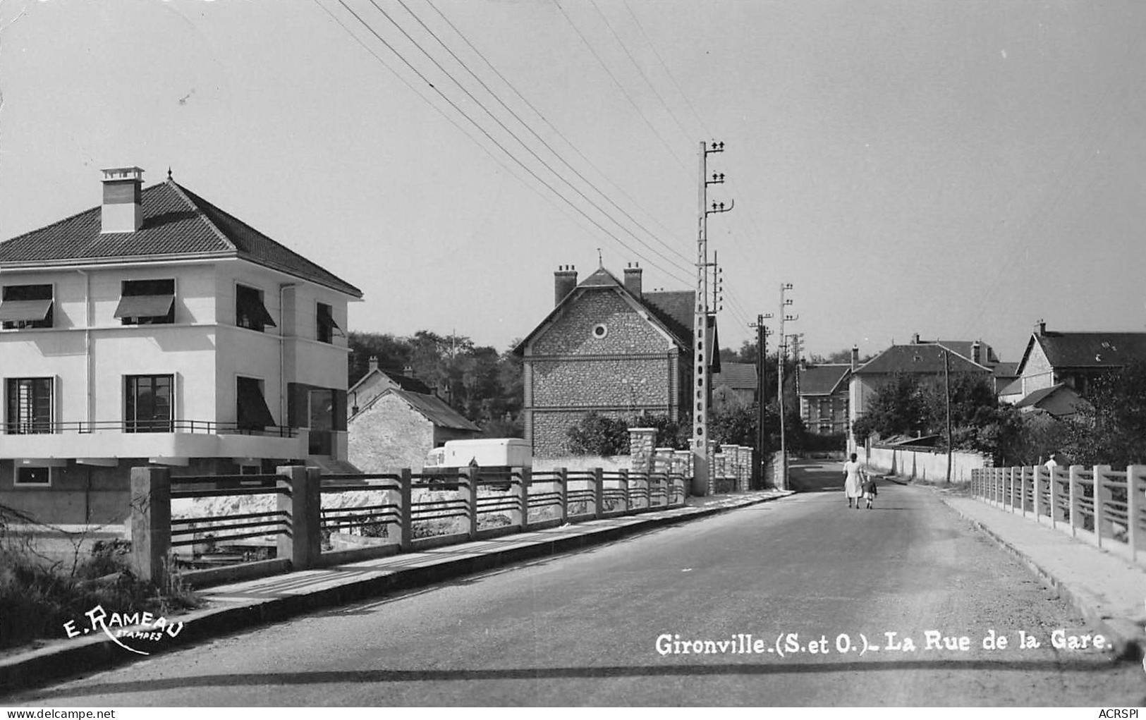 GIRONVILLE  LA RUE DE LA GARE  Carte Rare   (scan Recto Verso) OO 0928 - Altri & Non Classificati