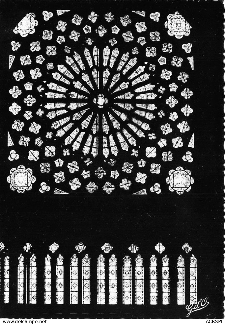CLERMONT FERRAND Detail De La Rosace Du Transept Nord De La Cathedrale  32 (scan Recto-verso) OO 0912 - Clermont Ferrand