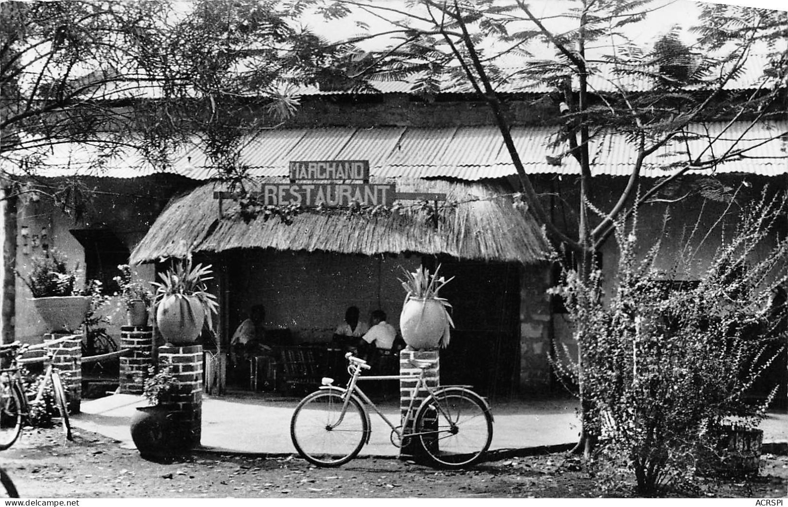 GUINEE Francaise  Conakry   SKASSO Restaurant Marchand  Animée TBE  ( Scan Recto-verso) OO 0954 - Guinée Française