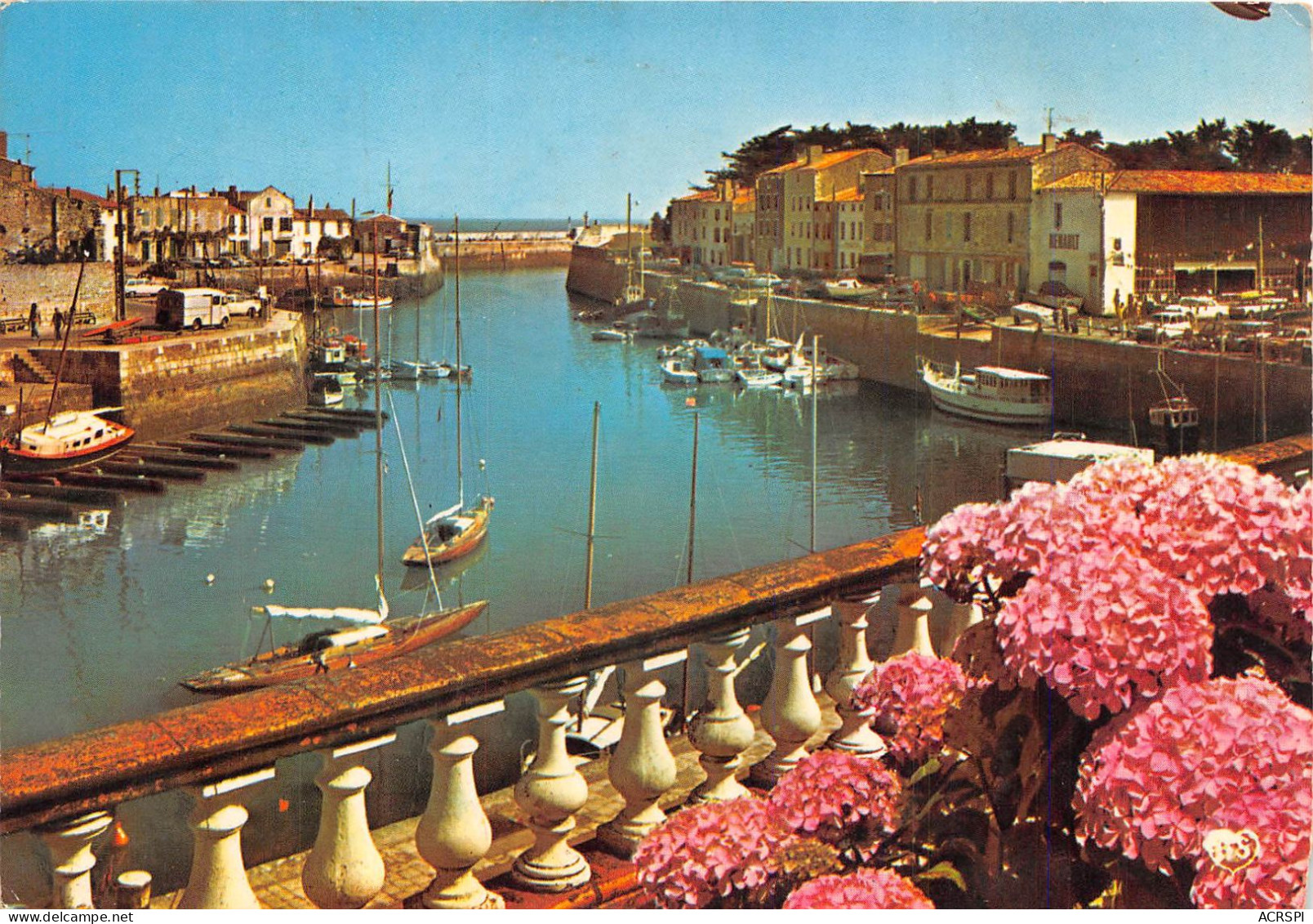 Ile De Ré   Le Port à SAINT MARTIN DE Ré (scan Recto-verso) OO 0977 - Saint-Martin-de-Ré