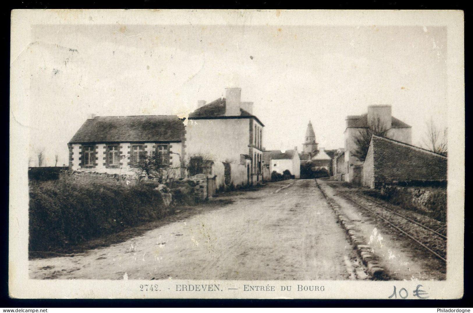 CPA - (56) Erdeven - Entrée Du Bourg (Oblitération à étudier) - Erdeven