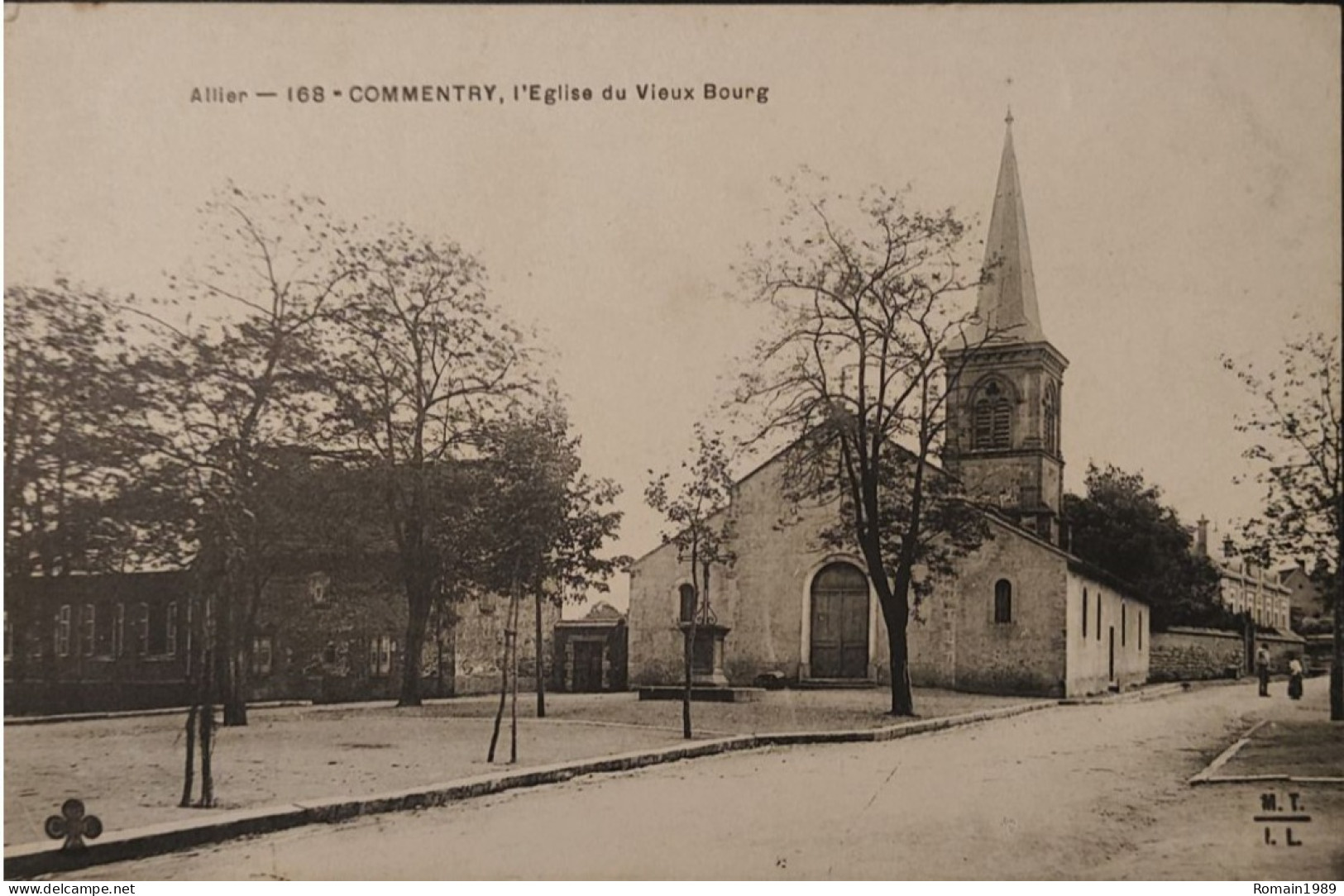 Commentry L'église Du Vieux Bourg - Commentry