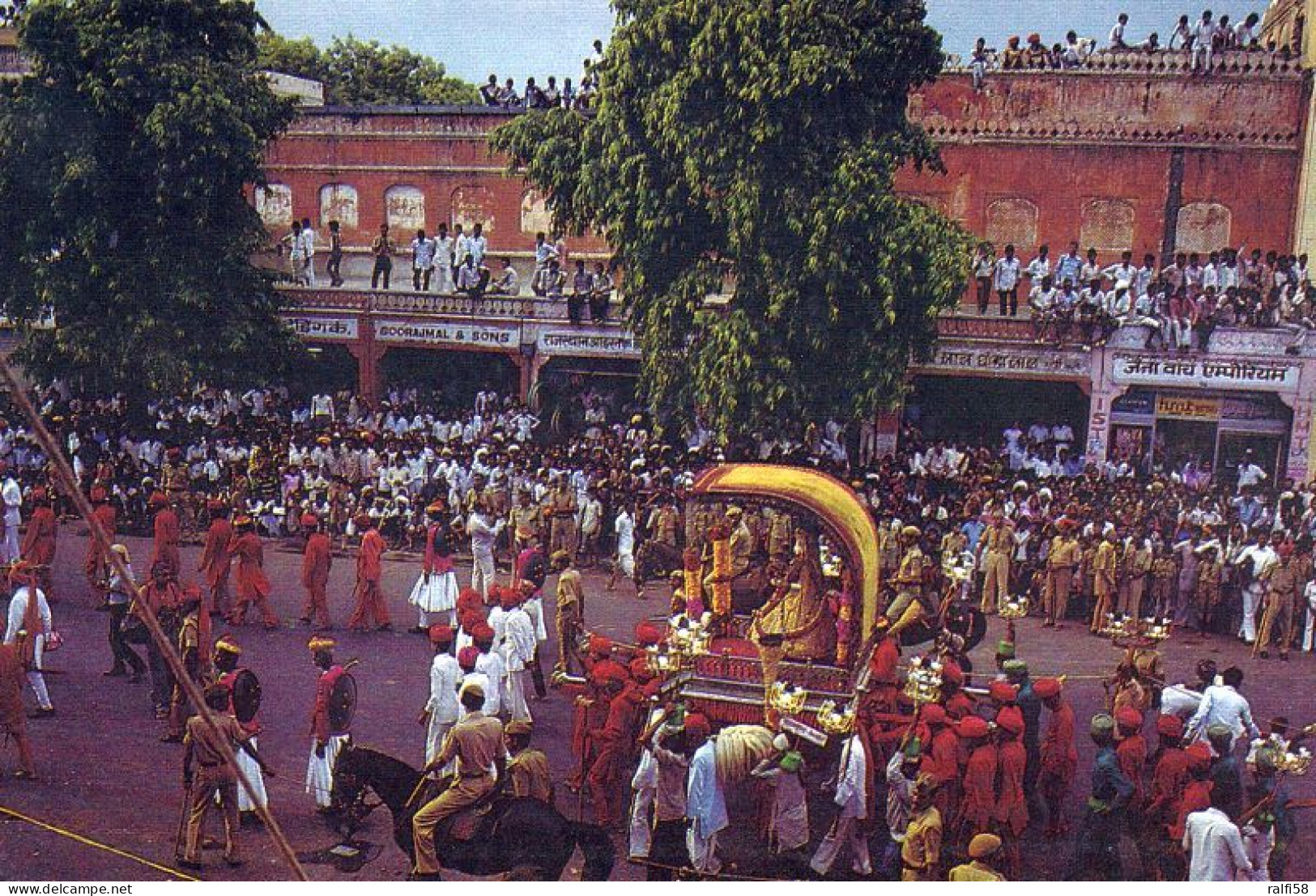 1 AK Indien * Image Of Goddess Parvati (Lord Shiva) Being Taken Out In A Procession During The Teej Festival At Jaipur * - Inde