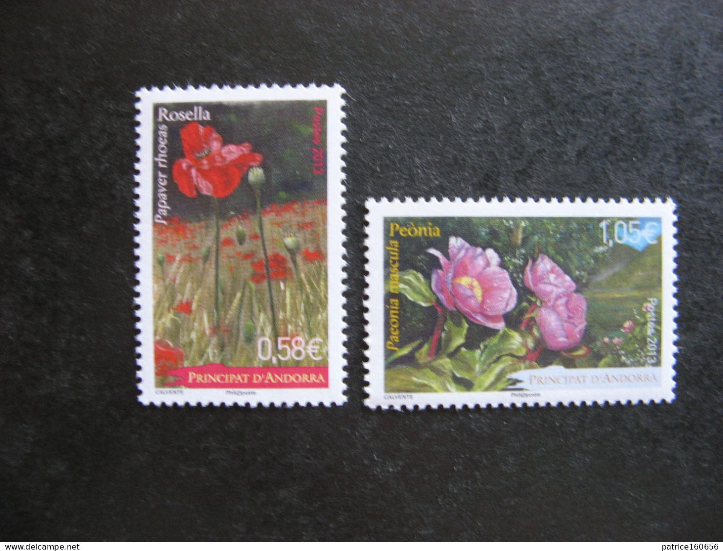 TB Paire De Timbre D'Andorre N°742 Et N° 743, Neufs XX. - Unused Stamps