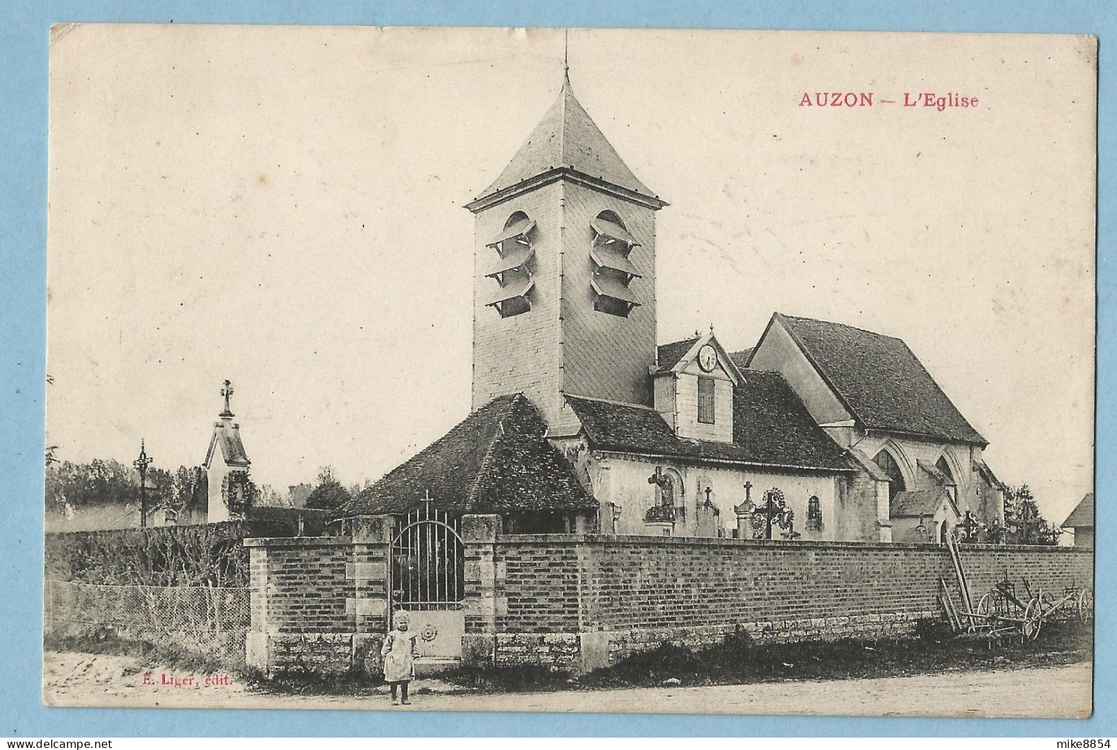 0563  CPA   AUZON (Haute-Loire)  L'église   ++++++++ - Andere & Zonder Classificatie