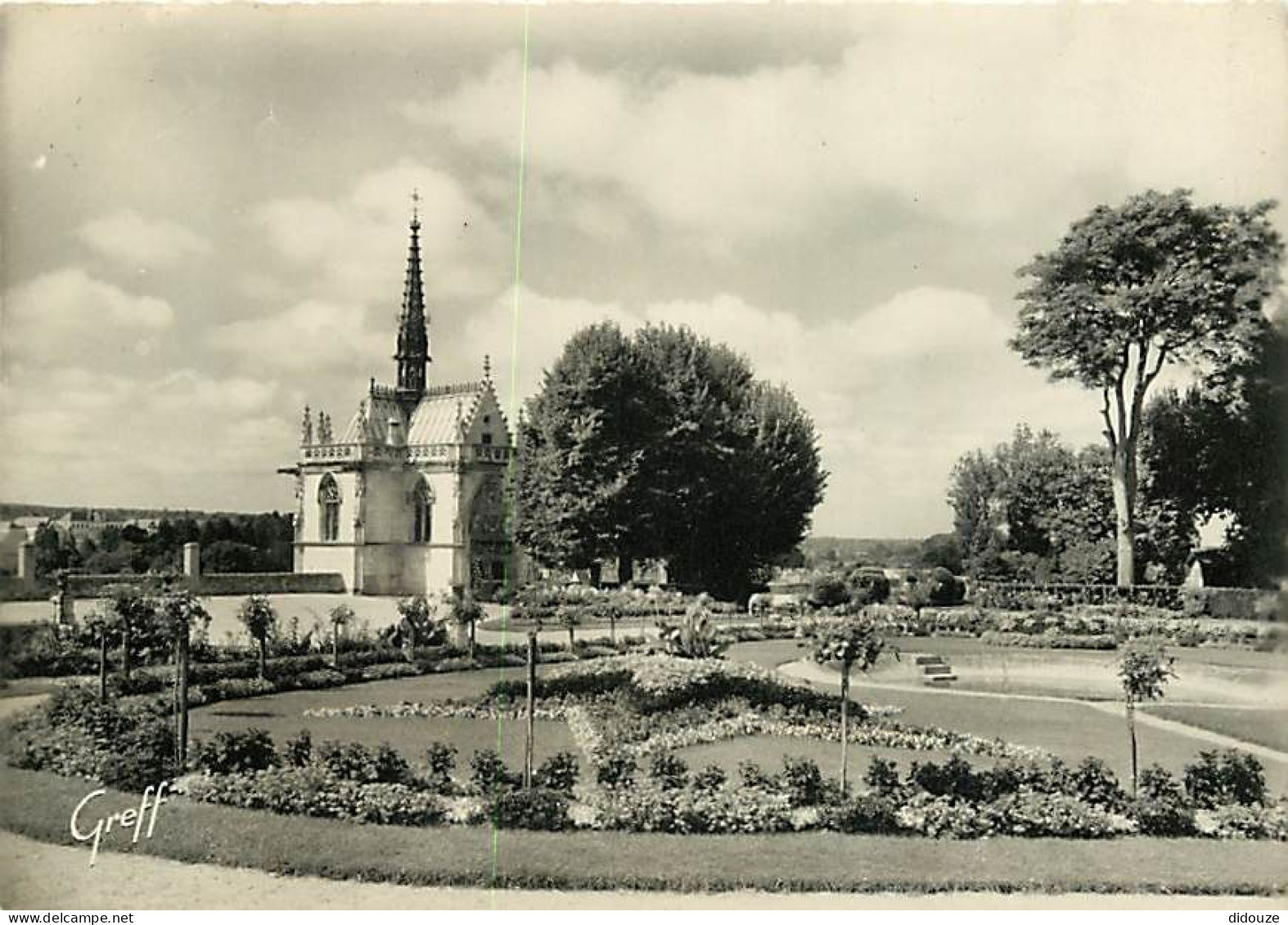 37 - Amboise - Le Château - Le Parc Fleuri Et La Chapelle Sl-Hubert - CPSM Grand Format - CPM - Voir Scans Recto-Verso - Amboise