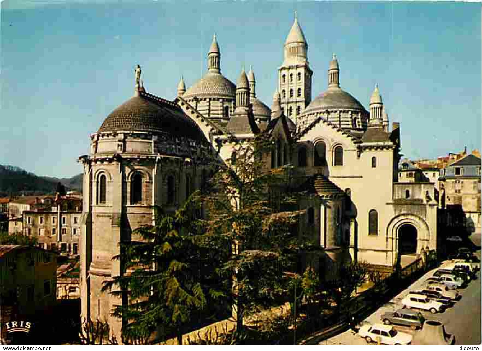 24 - Périgueux - La Basilique Saint Front - Automobiles - CPM - Voir Scans Recto-Verso - Périgueux