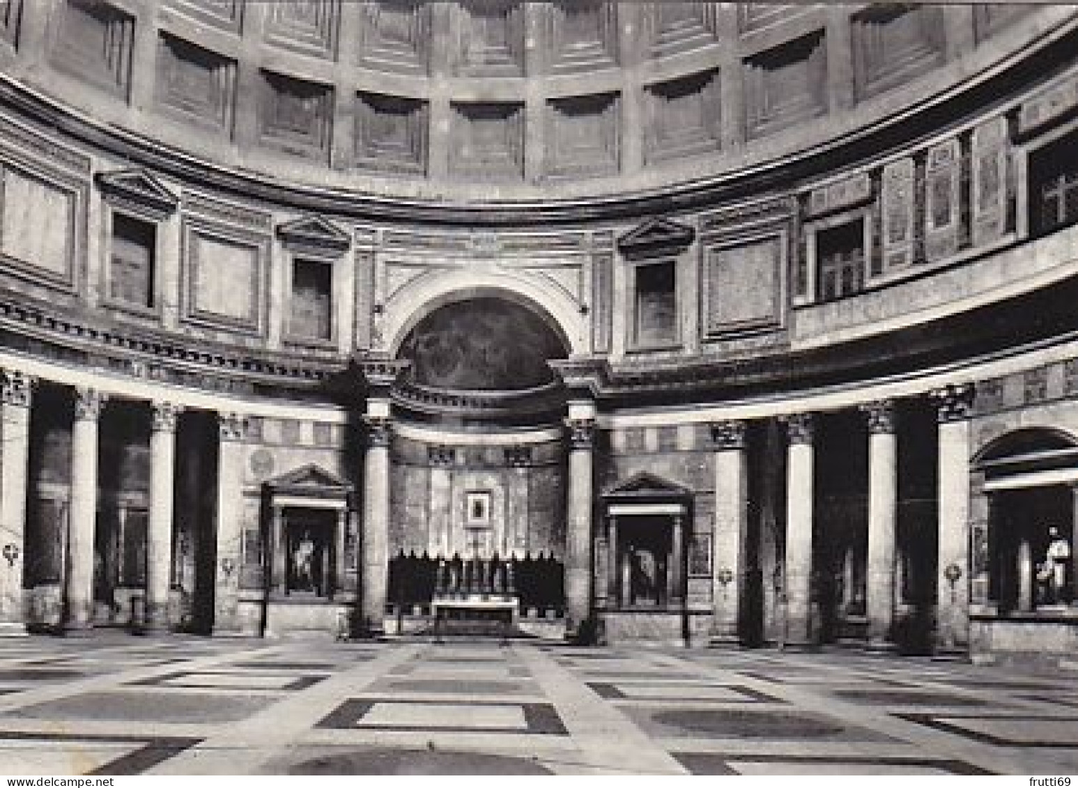 AK 210934 ITALY - Roma - Pantheon - Interno - Panthéon