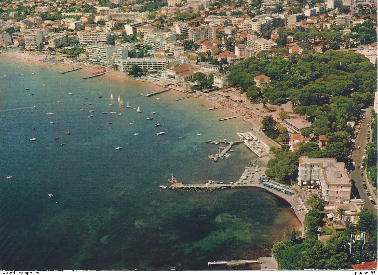 CPM  France Provence Côte D’Azur  06  Alpes-Maritimes   Juan Les Pins  Vue Générale Des Plages Photo Perceval - Juan-les-Pins