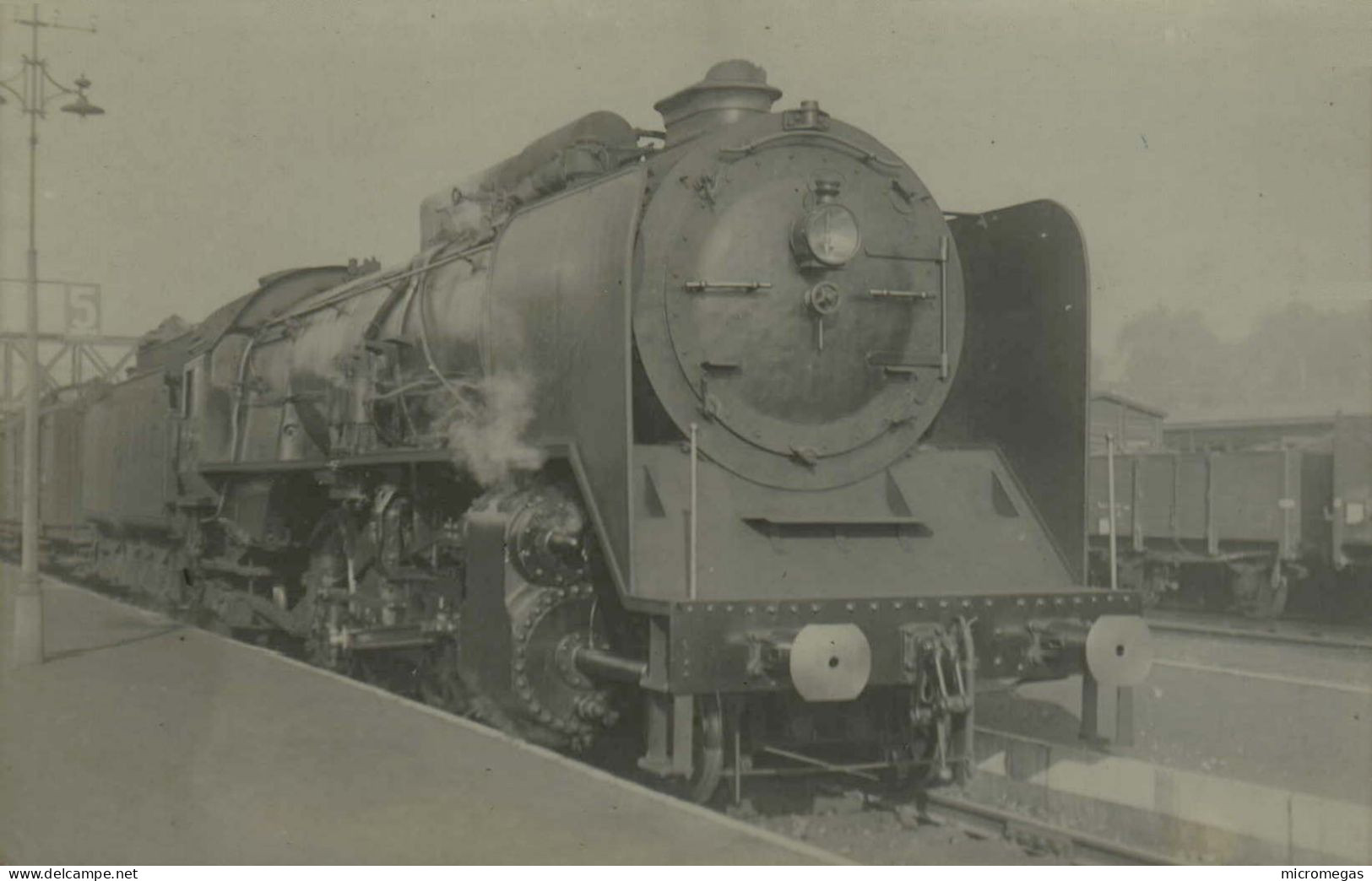 Locomotive à Identifier - Cliché Jacques H. Renaud - Eisenbahnen