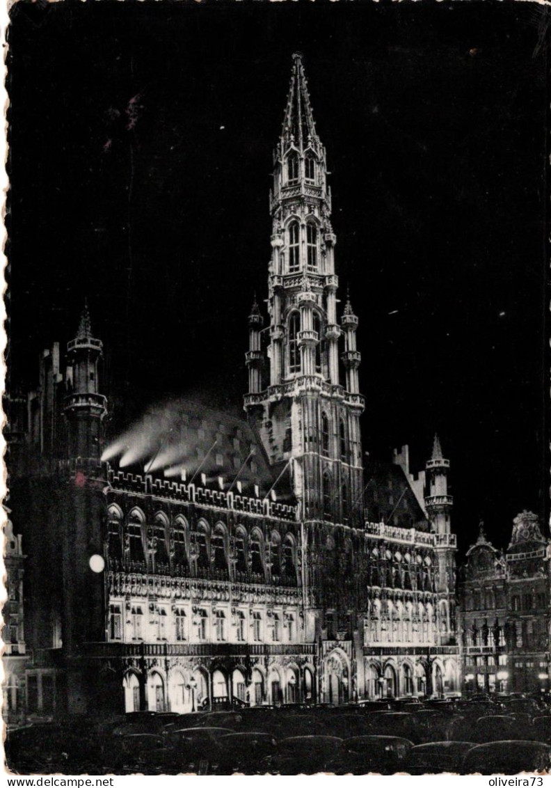 BRUXELLES - Ilumination - Hôtel De Ville - Bruselas La Noche