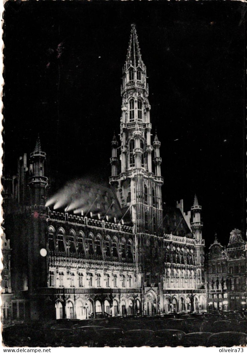 BRUXELLES - Ilumination - Hôtel De Ville - Brussel Bij Nacht