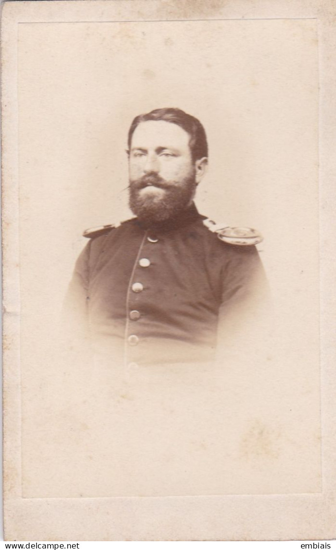 WESEL - Photo Originale CDV 1870/80 - G.V.BACH Capitaine D'Artillerie 7ème Corps En Garnison à Wesel (Allemagne) - Oorlog, Militair