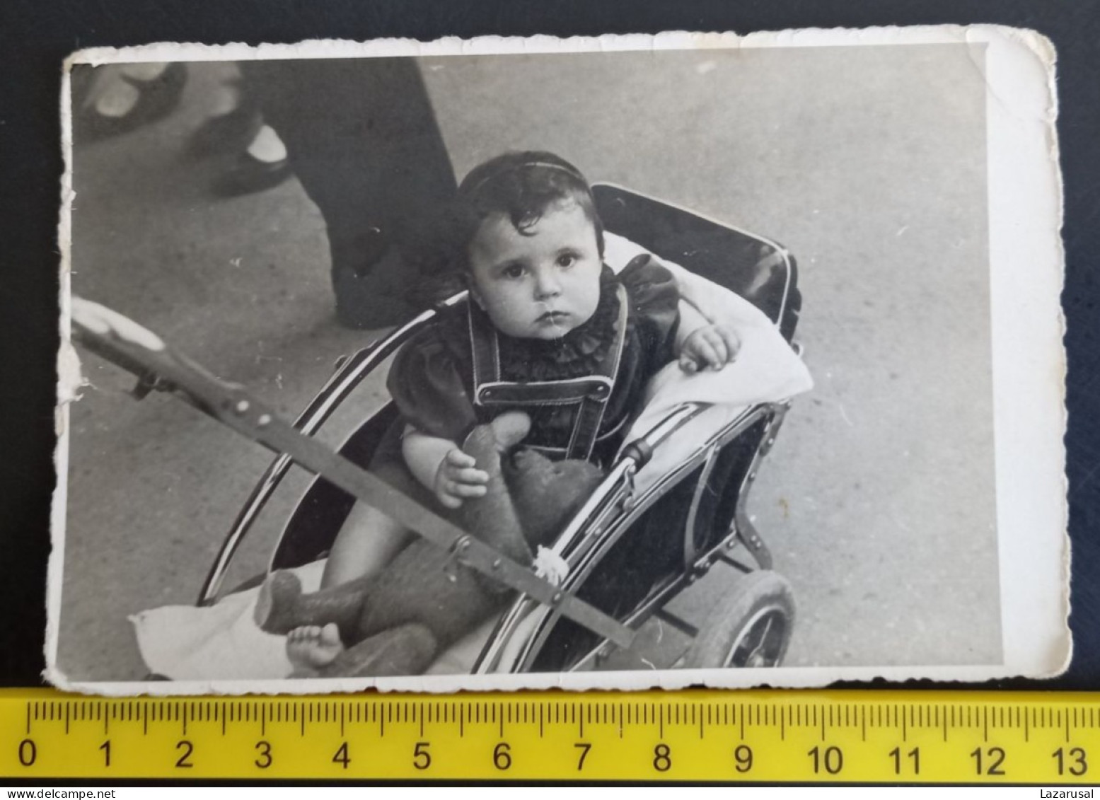 #16    Photo Originale Vintage Snapshot Petit Enfant Bébé Landau - Anonieme Personen
