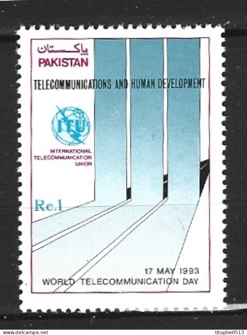 PAKISTAN. N°812 De 1993. Journée Mondiale Des Télécommunications. - Télécom