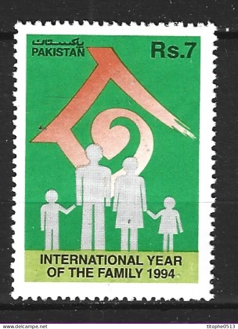PAKISTAN. N°875 De 1994. Année Internationale De La Famille. - Pakistan