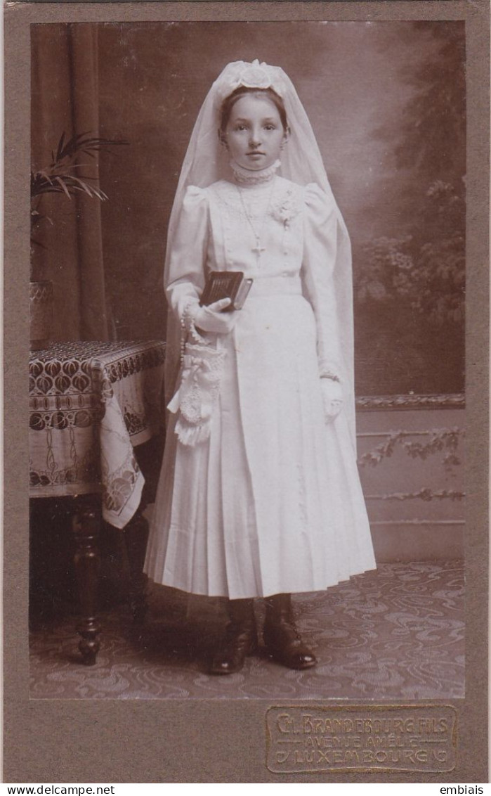 LUXEMBOURG 1890/1900 - Photo Originale CDV Portrait D'une Petite Communiante Par Le Photographe Ch.Brandebourg Fils - Old (before 1900)