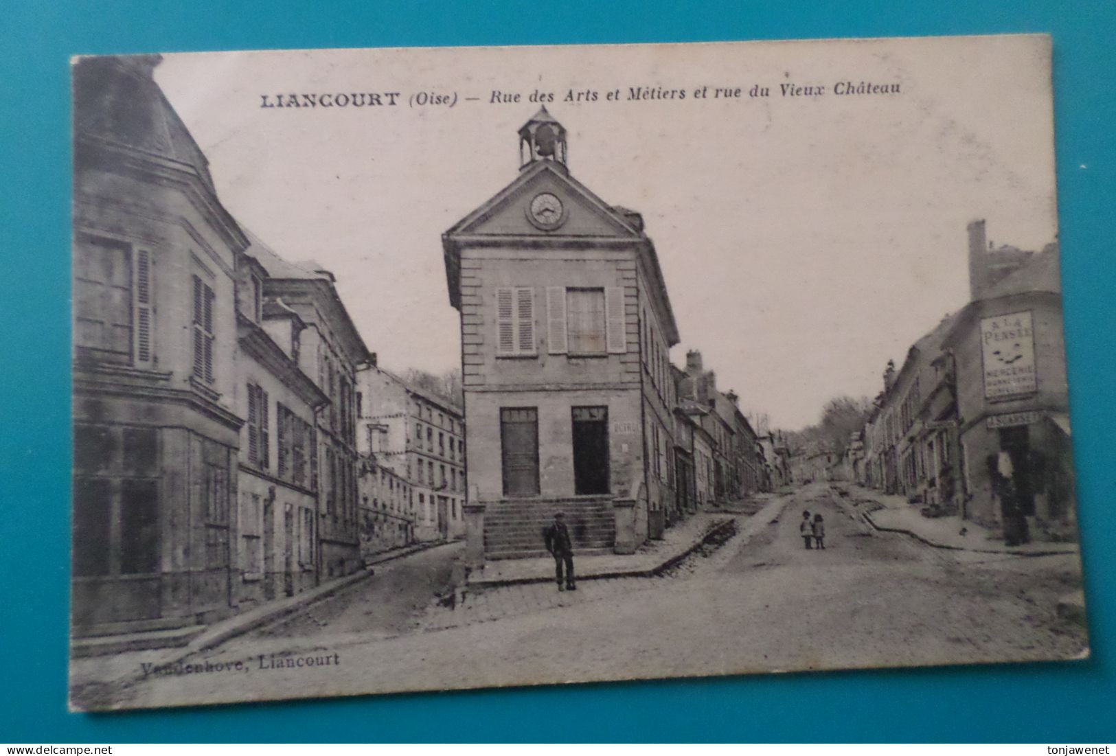 LIANCOURT - Rue Des Arts Et Métiers Et Rue Du Vieux Château ( 60 Oise ) - Liancourt