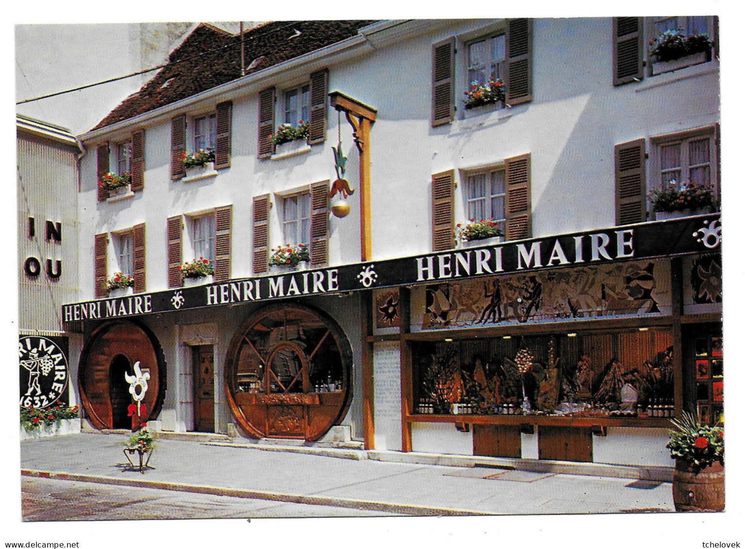(39). Arbois. 2 Cp. La Finette Taverne & Henri Maire - Arbois