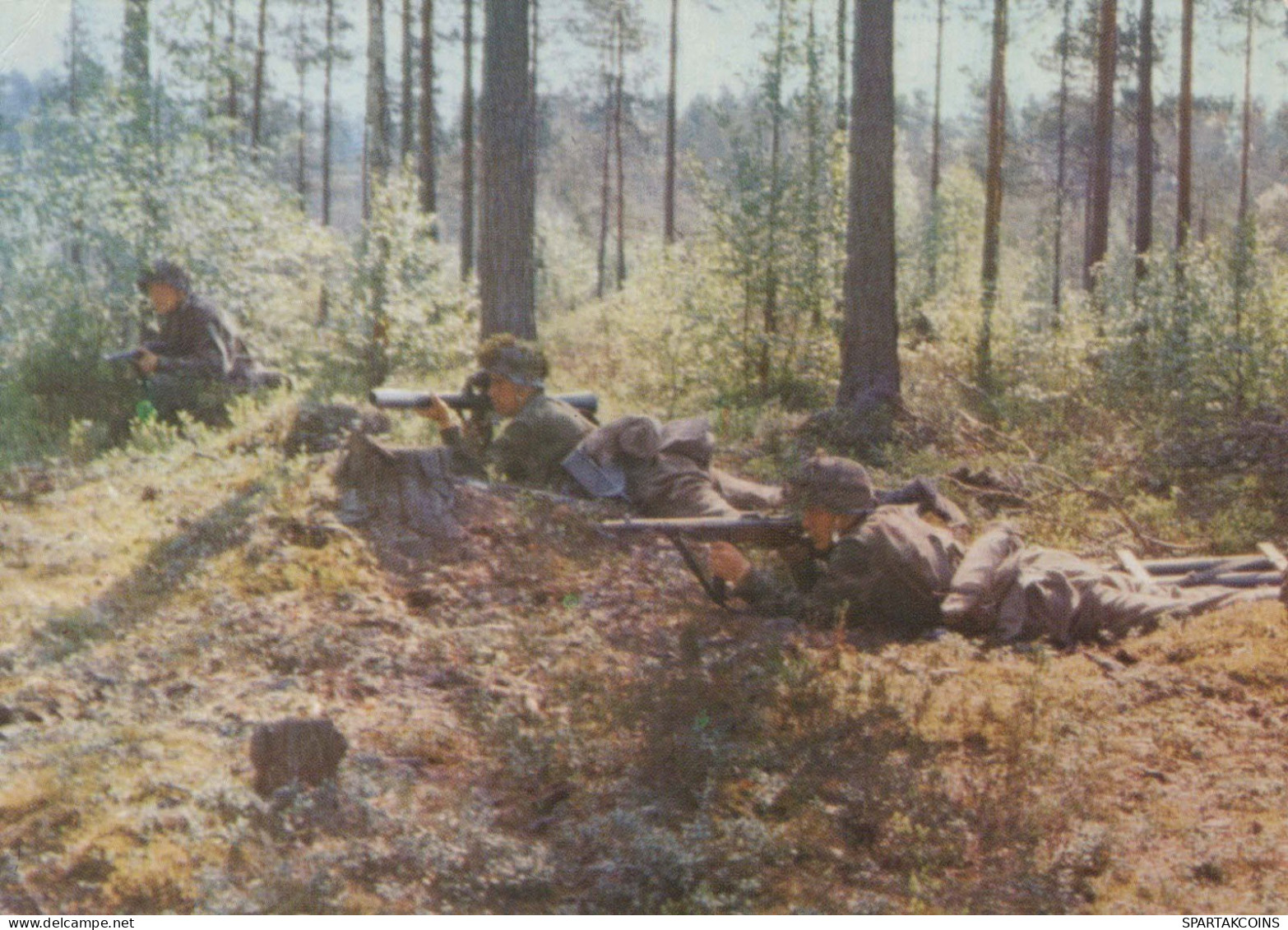 SOLDATS PATRIOTIQUE Militaria Vintage Carte Postale CPSM #PBV935.FR - Heimat