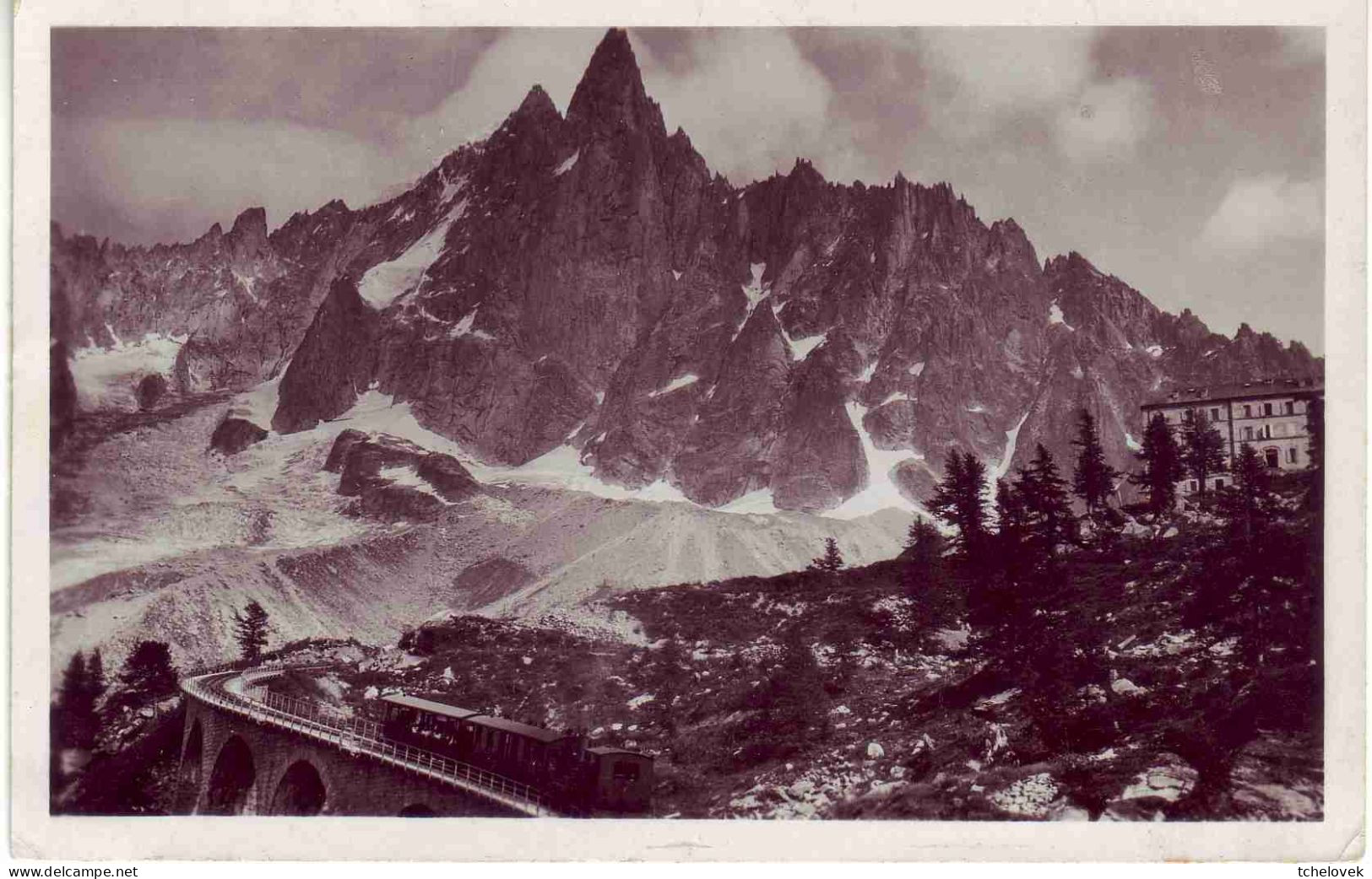 (74). Chamonix. N° 199. Chemin De Fer Du Montenvert Et Le Dru  Non Ecrite Train & (1) & GT8 1938 - Trains