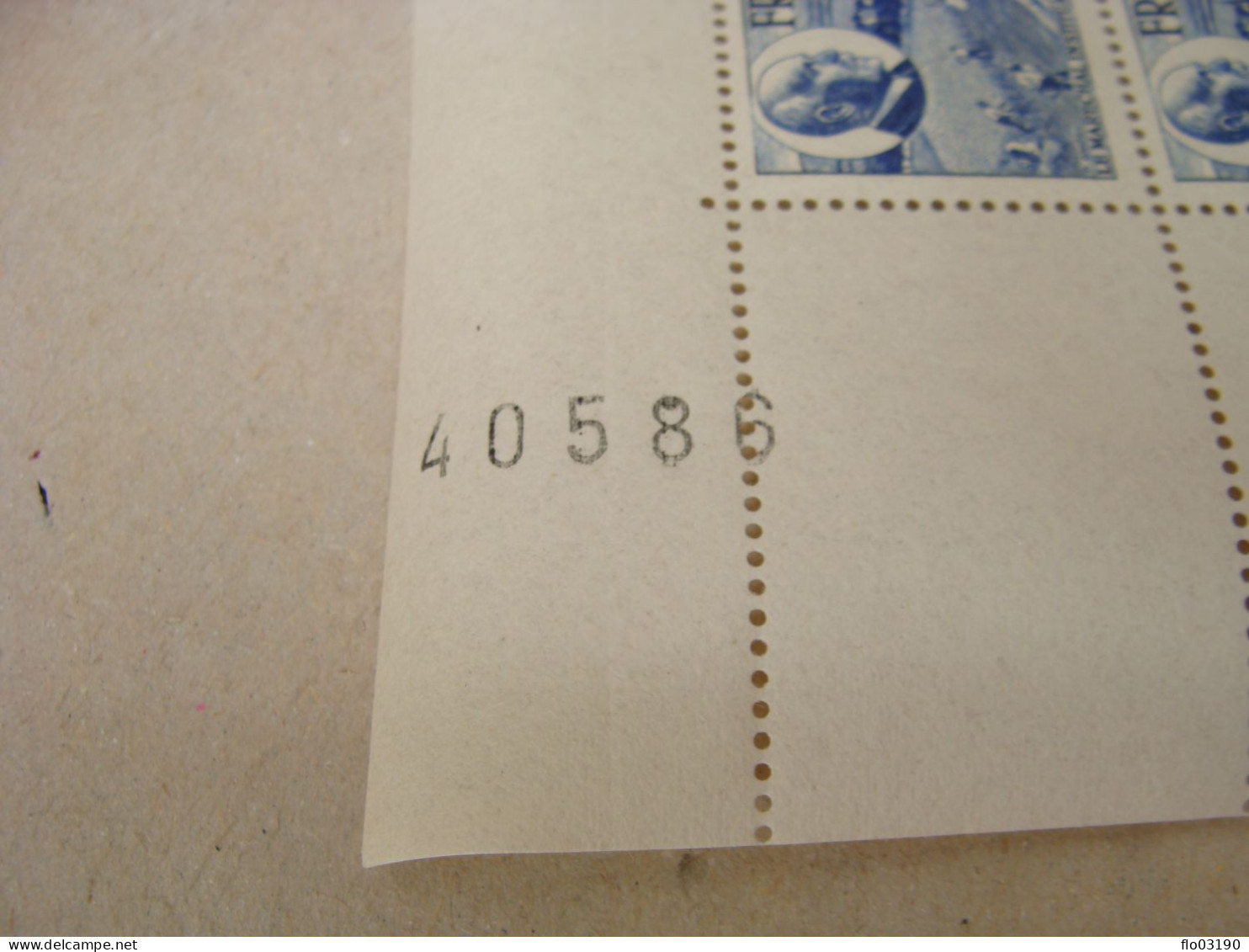 N° 607 En Feuille  De  25 Timbres Entières Neuves - Feuilles Complètes