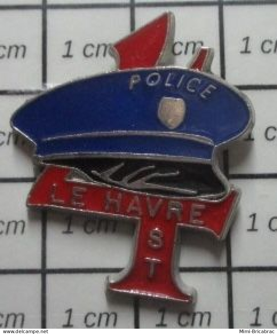 1818c  Pin's Pins / Beau Et Rare / POLICE /  Police LE HAVRE CASQUETTE 4 ST - Police