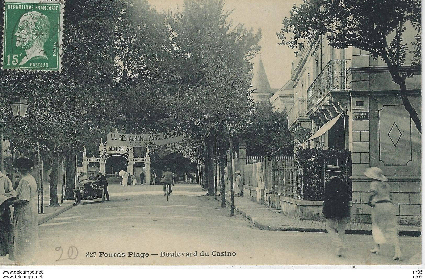 17- FOURAS PLAGE - Boulevard Du Casino  ( Charente Maritime ) - Fouras-les-Bains