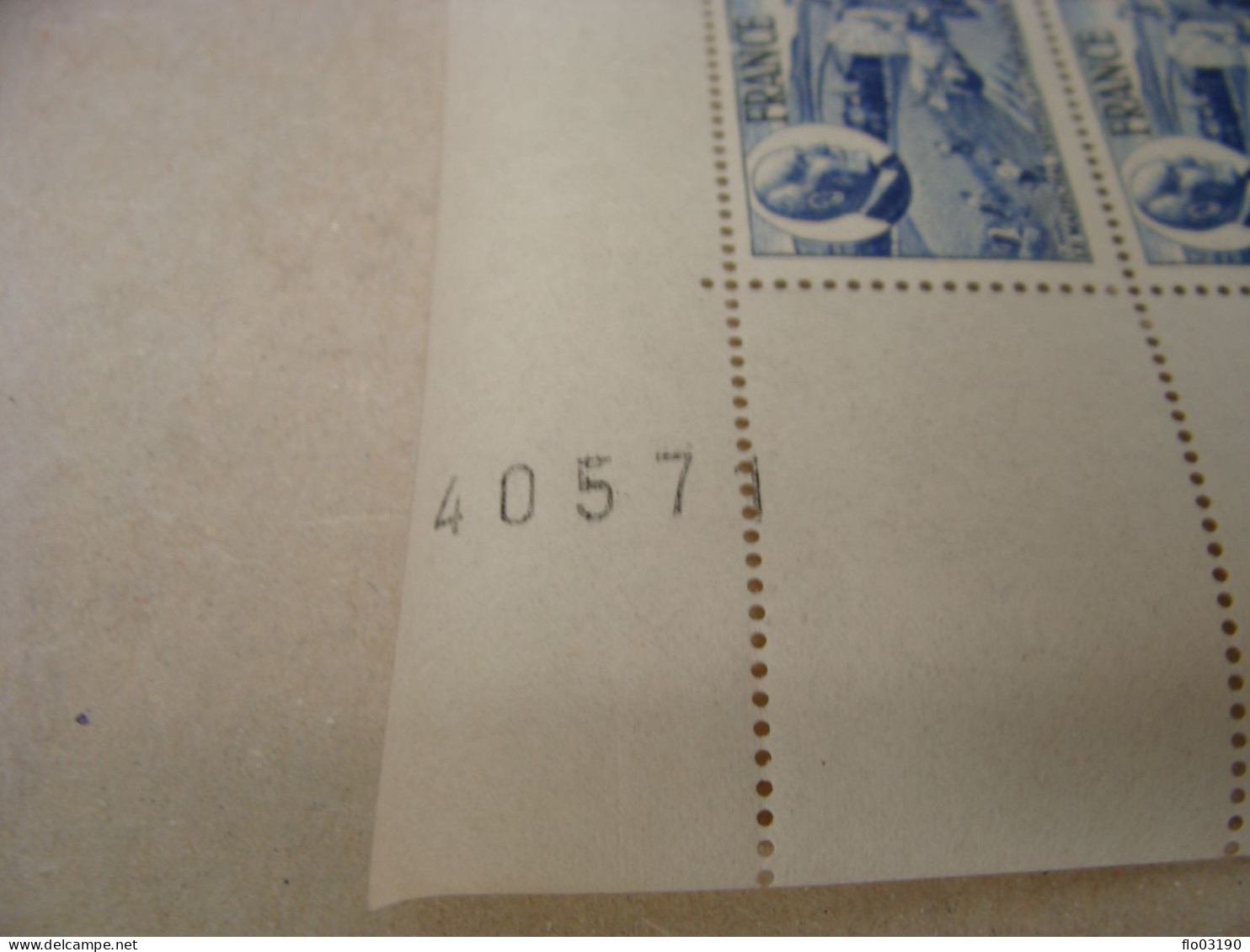 N° 607 En Feuille  De  25 Timbres Entières Neuves - Feuilles Complètes