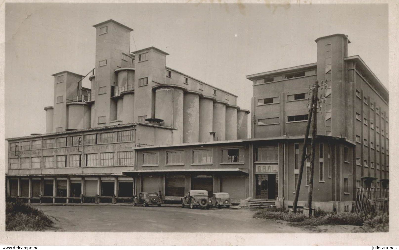 11 CASTELNAUDARY LES SILOS CPSM BON ETAT - Castelnaudary