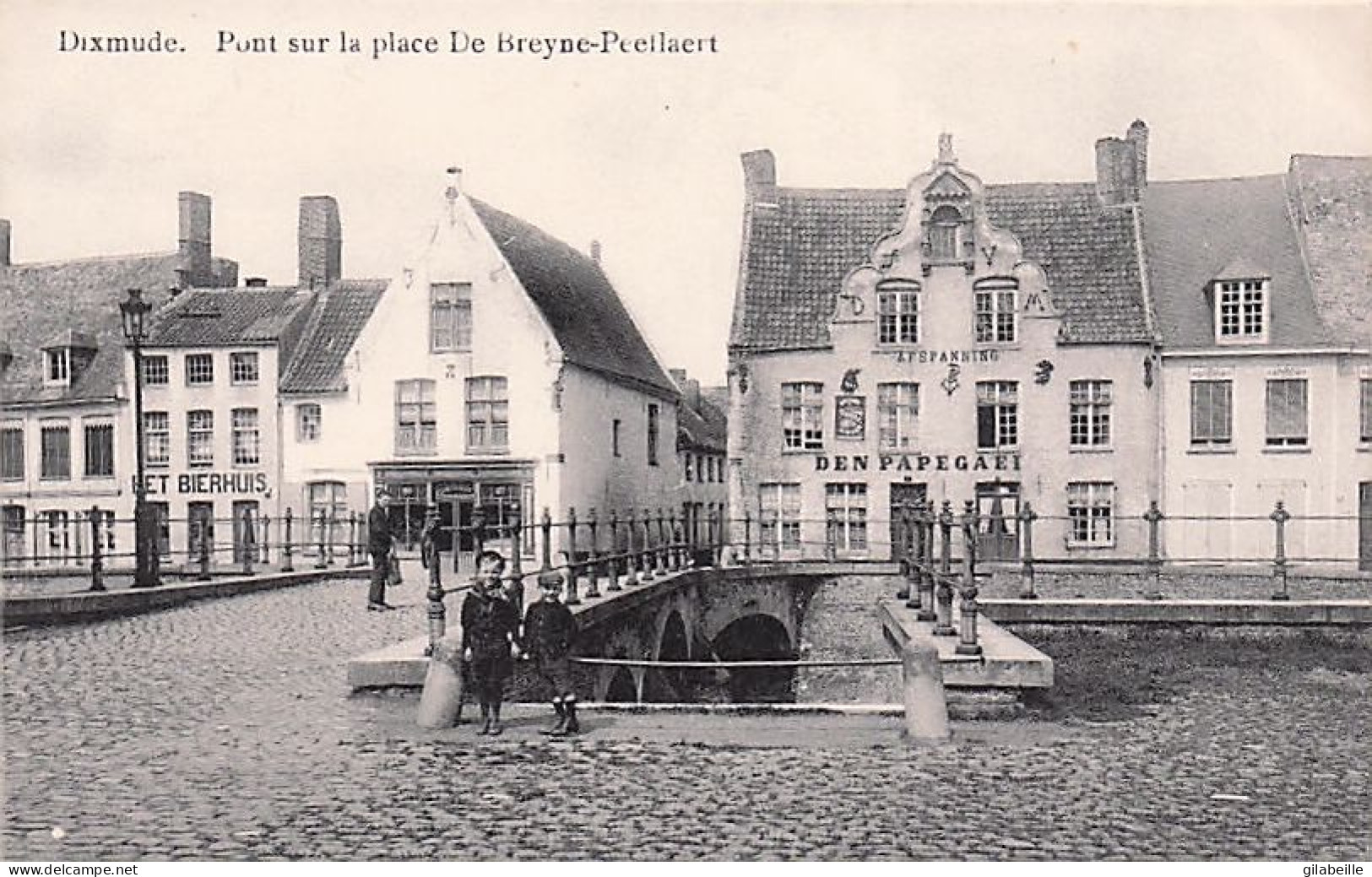 DIXMUIDE - DIXMUDE - Pont Sur La Place De Breyne Peellaert - Diksmuide