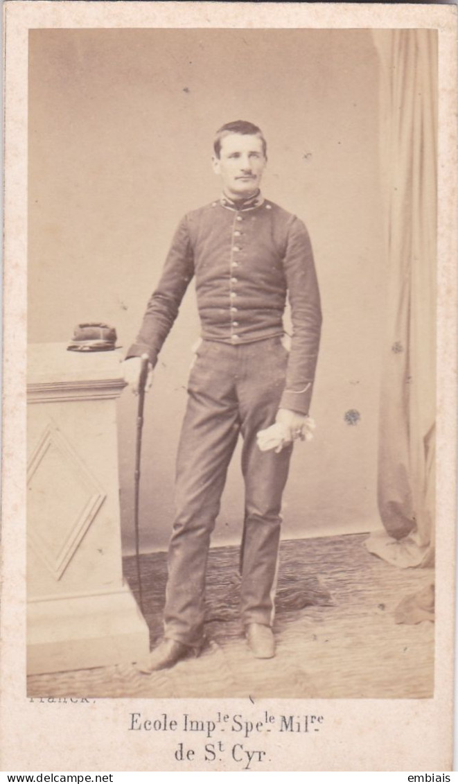 SAINT CYR Vers 1860CDV Portrait D'un élève Officier Cyrard De L'école Impériale Spéciale Militaire Photographe Franck - War, Military