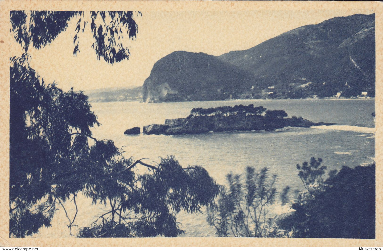 France CPA Éze. L'Isolette Et Le Cap Roux. 'Rella' (2 Scans) - Eze