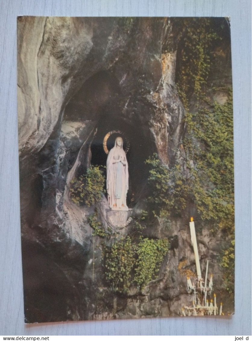 CPA 65 Haute Pyrénées Lourdes: L'Immaculée Conception (circulé) - Lourdes