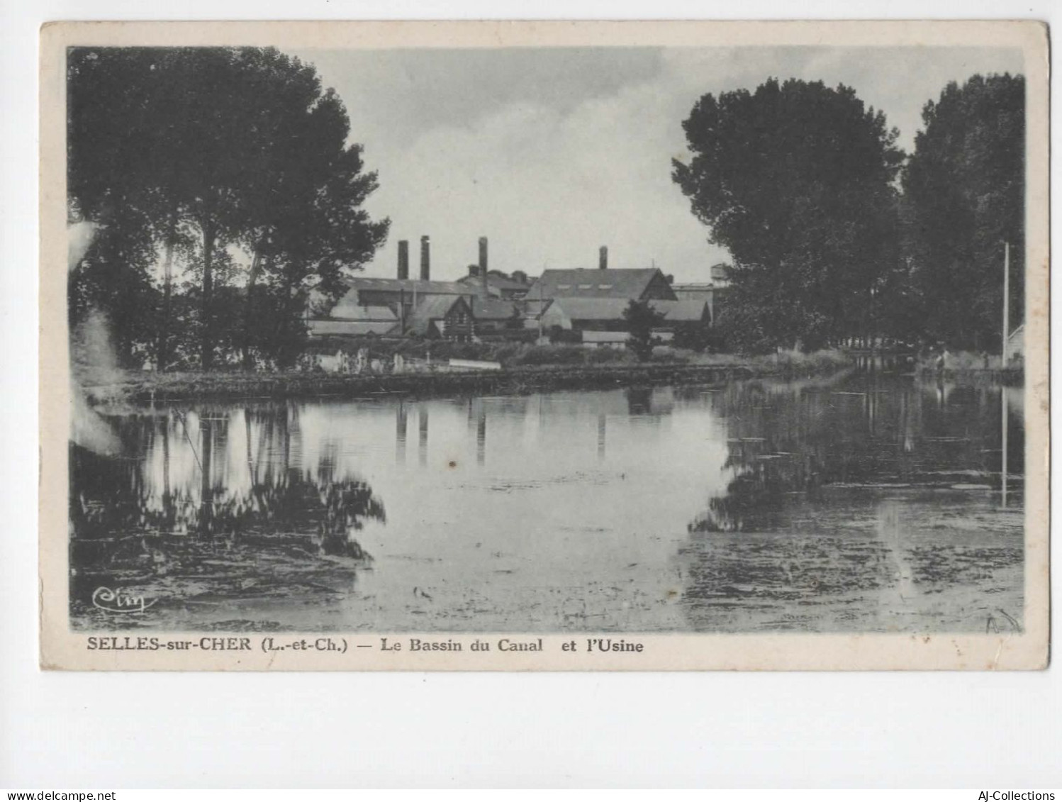 AJC - Selles Sur Cher - Le Bassin Du Canal Et L'usine - Selles Sur Cher