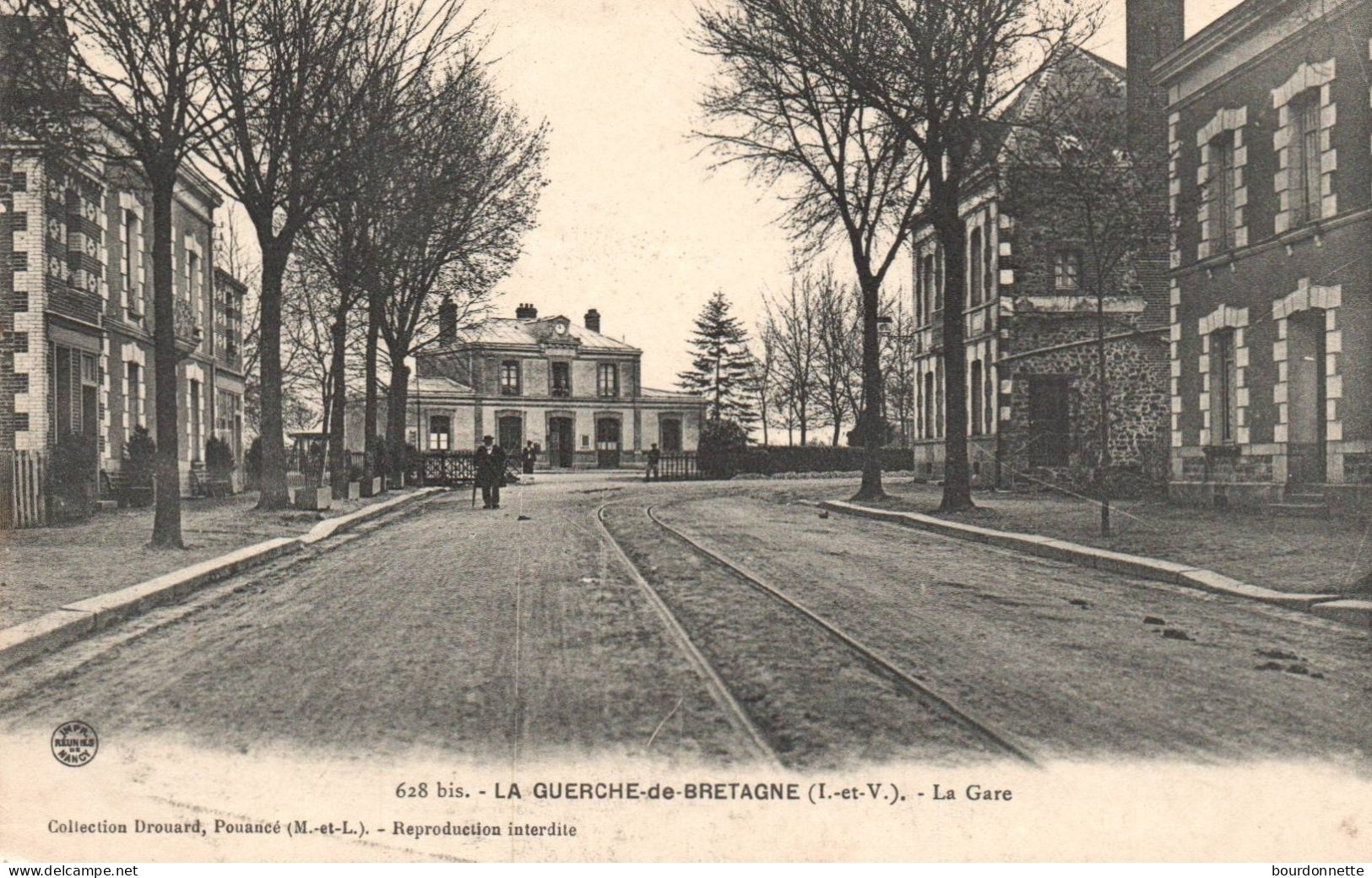 LA GUERCHE-de-BRETAGNE - L'Avenue De La Gare - La Guerche-de-Bretagne